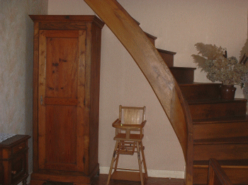Chaise et accessoires diversdans le G&icirc;te est class&eacute;e " g&icirc;te 3 &eacute;pis" par l'association des G&icirc;tes de France de la Corr&egrave;ze.