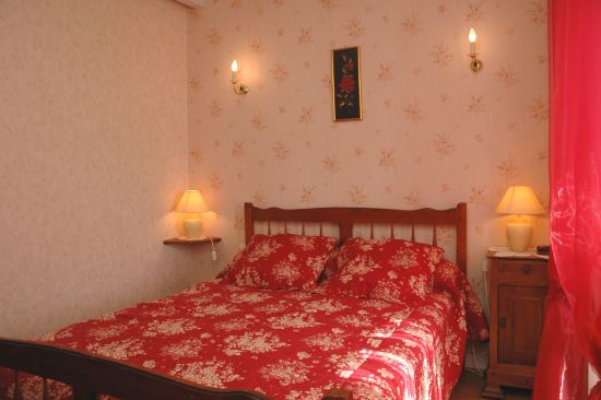 Chambre du gite leycuras a conceze en correze